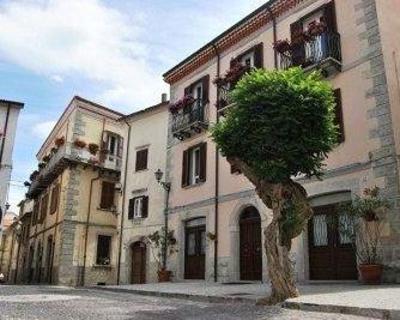 фото отеля Borgo San Pietro