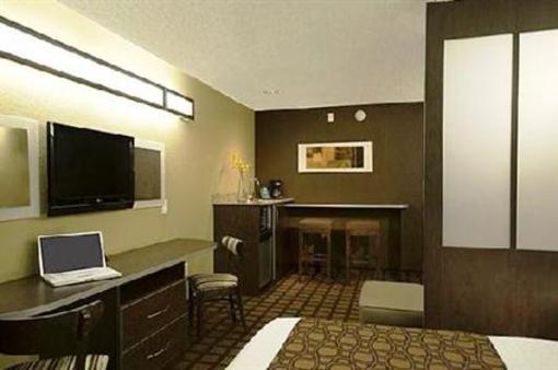 фото отеля Microtel Inn & Suites Tuscaloosa-University