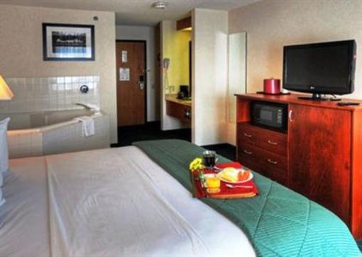 фото отеля Quality Inn & Suites Steamboat Springs