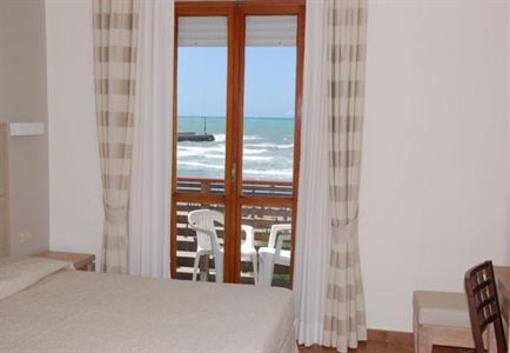 фото отеля Hotel Miramare Castiglione della Pescaia