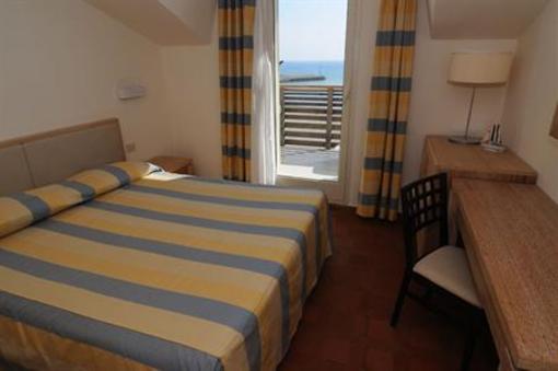 фото отеля Hotel Miramare Castiglione della Pescaia