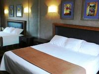 Surfside 3 Motel