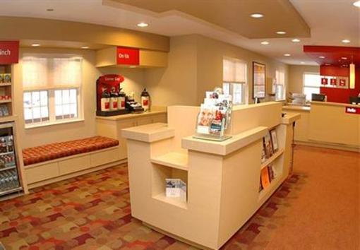 фото отеля Towneplace Suites East Lansing