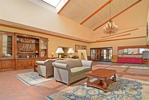 фото отеля BEST WESTERN Lakefront Hotel
