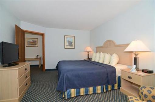 фото отеля BEST WESTERN Lakefront Hotel