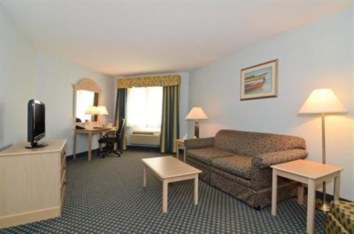 фото отеля BEST WESTERN Lakefront Hotel