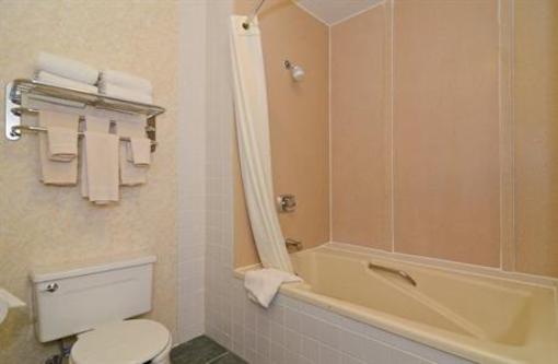 фото отеля BEST WESTERN Lakefront Hotel