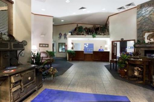 фото отеля Holiday Inn Express Hotel & Suites Hill City