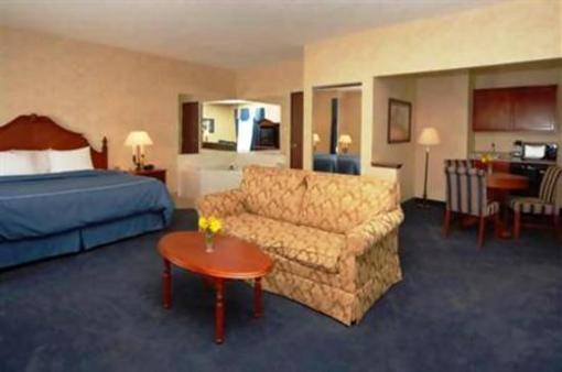 фото отеля Candlewood Suites - Detroit Ann Arbor