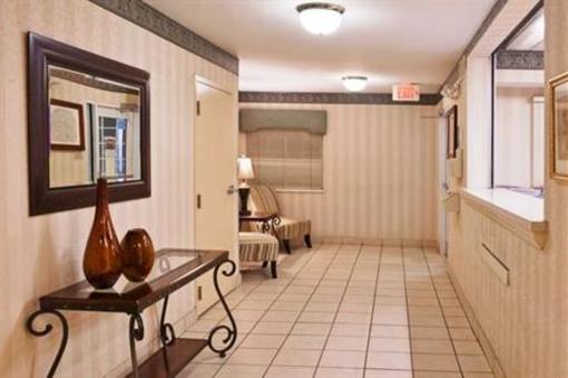 фото отеля Candlewood Suites - Detroit Ann Arbor