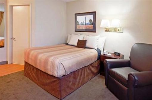 фото отеля Candlewood Suites - Detroit Ann Arbor