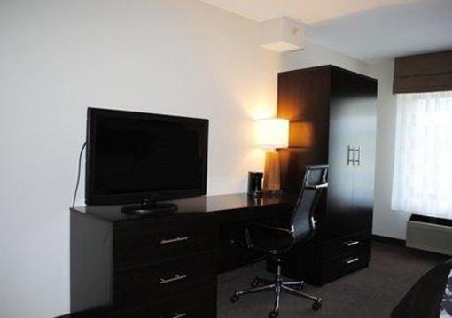 фото отеля Sleep Inn And Suites Queensbury