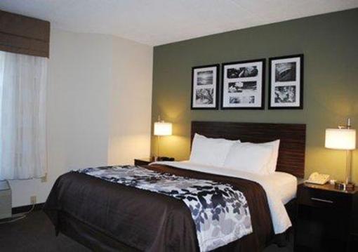 фото отеля Sleep Inn And Suites Queensbury