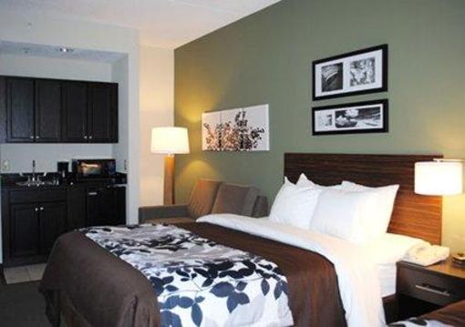 фото отеля Sleep Inn And Suites Queensbury