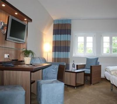 фото отеля Hotel Hof Tütsberg Schneverdingen