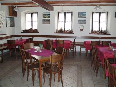 фото отеля Penzion - Restaurant Sportturia