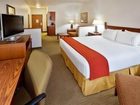 фото отеля Holiday Inn Express Hotel & Suites Jacksonville (Illinois)