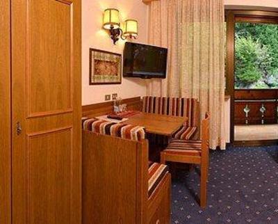 фото отеля Hotel Restaurant Pontives