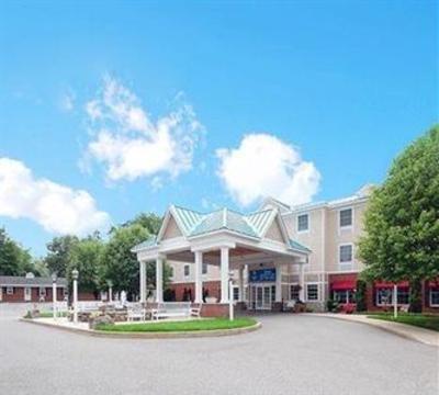 фото отеля Comfort Inn and Suites Colonial