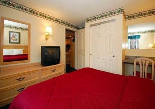 фото отеля Comfort Inn and Suites Colonial