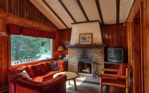 фото отеля Chalets Le Village Suisse