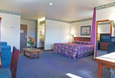 фото отеля Best Western Desert Inn West Yellowstone