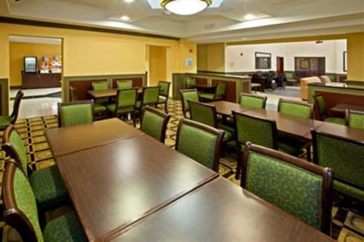 фото отеля Holiday Inn Express and Suites Indianapolis East