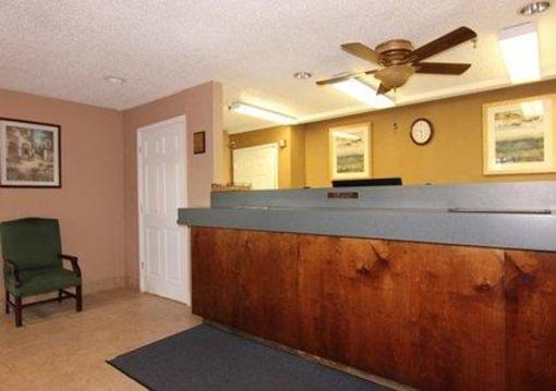 фото отеля Suburban Extended Stay Hotel Bay Meadows Jacksonville (Florida)
