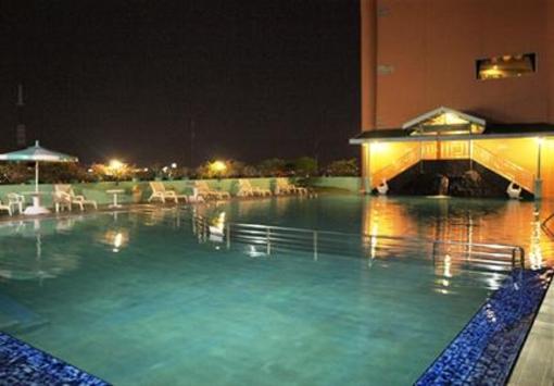 фото отеля Tunjungan Hotel