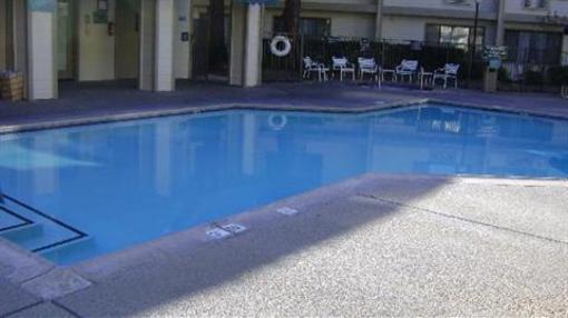 фото отеля Hawthorn Suites by Wyndham Sacramento