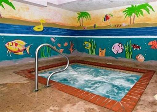 фото отеля Quality Inn and Suites Beachfront Galveston