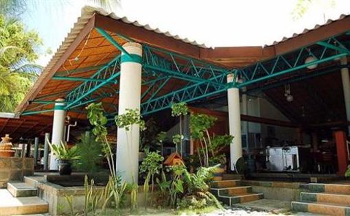 фото отеля Arwana Perhentian Eco Resort & Beach Chalet