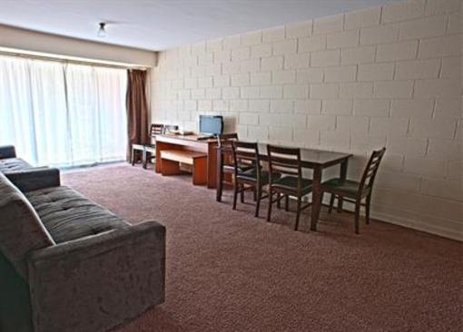 фото отеля North Lodge Apartments