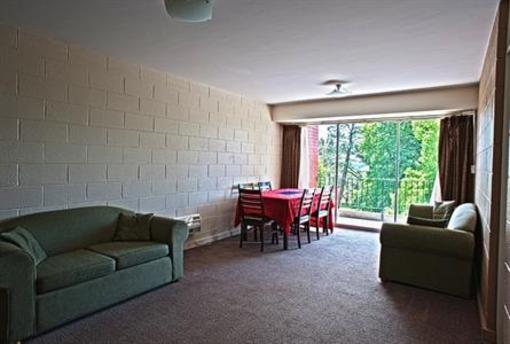 фото отеля North Lodge Apartments