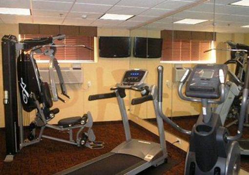 фото отеля Comfort Inn & Suites Ozone Park