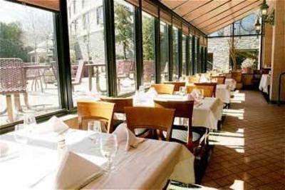 фото отеля Garden Inn and Suites New York