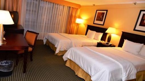 фото отеля Garden Inn and Suites New York