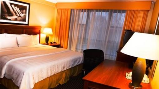 фото отеля Garden Inn and Suites New York