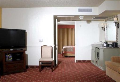 фото отеля Embassy Suites Hotel Tucson-Williams Center