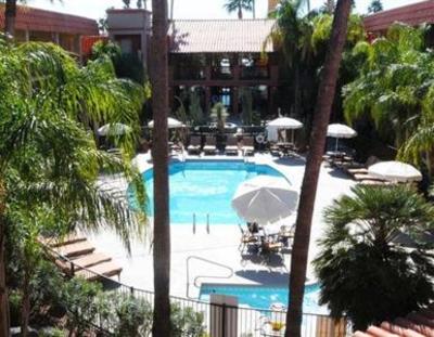 фото отеля Embassy Suites Hotel Tucson-Williams Center