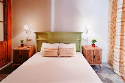 фото отеля Apartamentos Santa Barbara 12