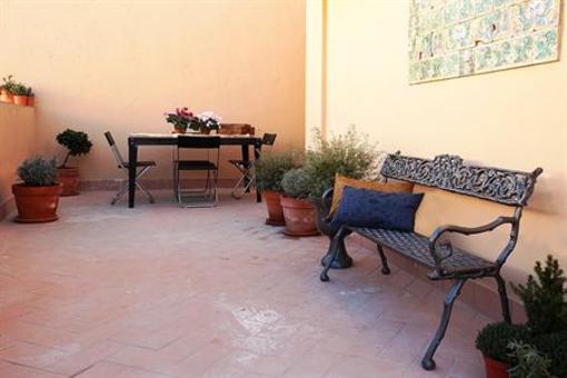 фото отеля Apartamentos Santa Barbara 12