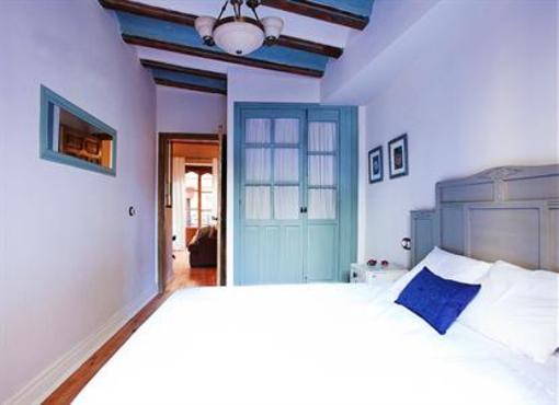 фото отеля Apartamentos Santa Barbara 12