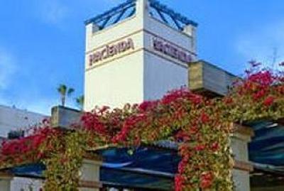 фото отеля Hacienda Hotel Lax Airport