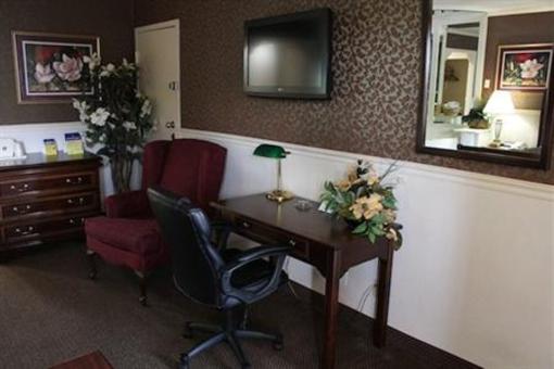 фото отеля BEST WESTERN Music City Inn / Nashville