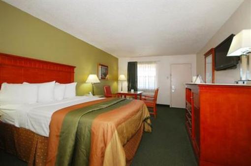 фото отеля BEST WESTERN Music City Inn / Nashville