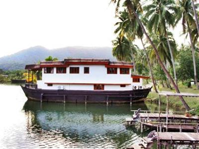 фото отеля Aunchaleena Beach Front Resort Koh Chang