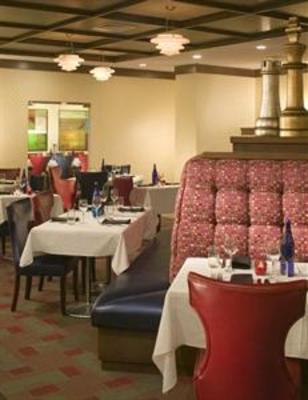фото отеля Hilton Washington DC North Gaithersburg