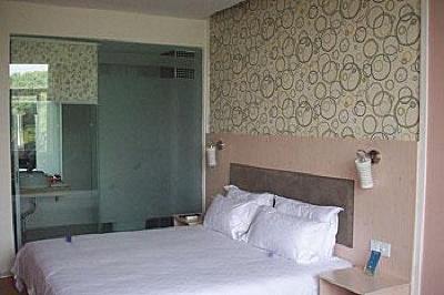 фото отеля Yijia Business Hotel (Zhuobao Road)