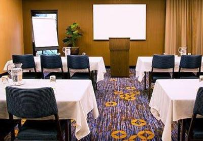 фото отеля Courtyard by Marriott Seattle Bellevue